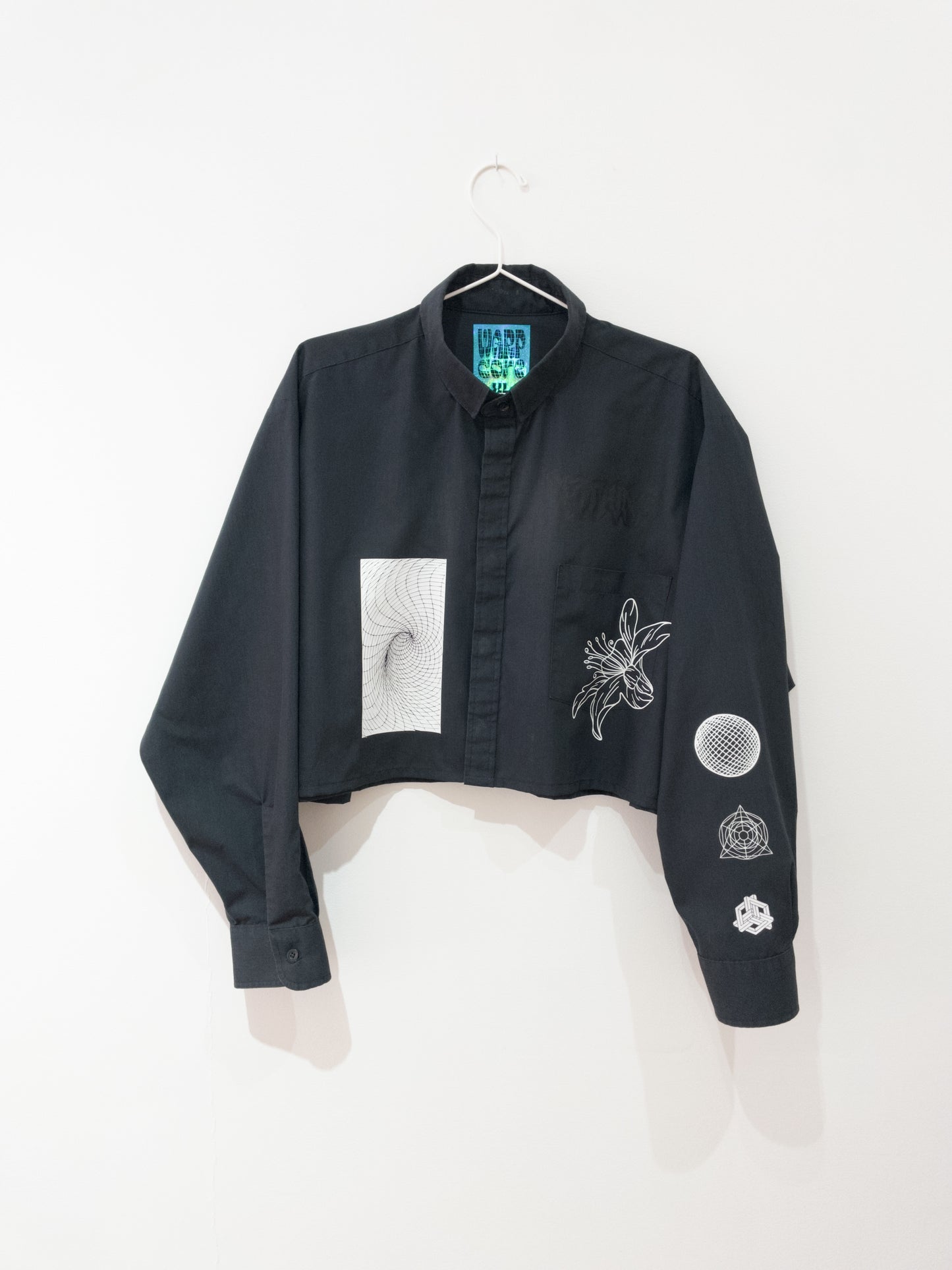 black "NOTHING" cropped shirt - Sz XL